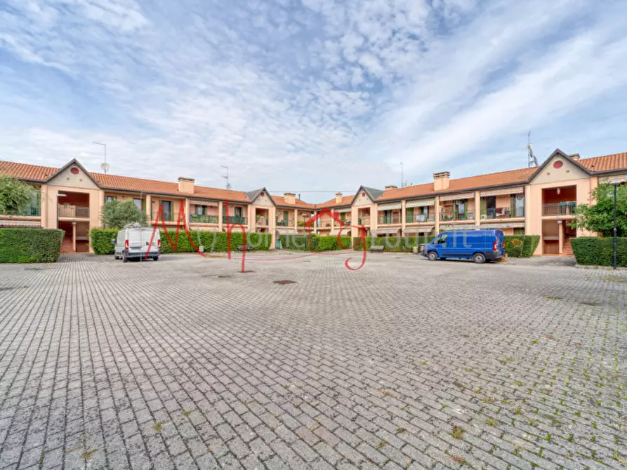 appartamento in vendita a Ponte San Nicolò in zona Roncajette