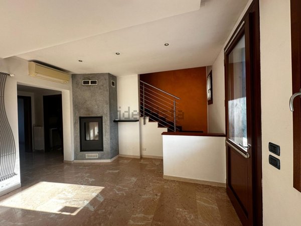 casa indipendente in vendita a Ponte San Nicolò in zona Roncaglia