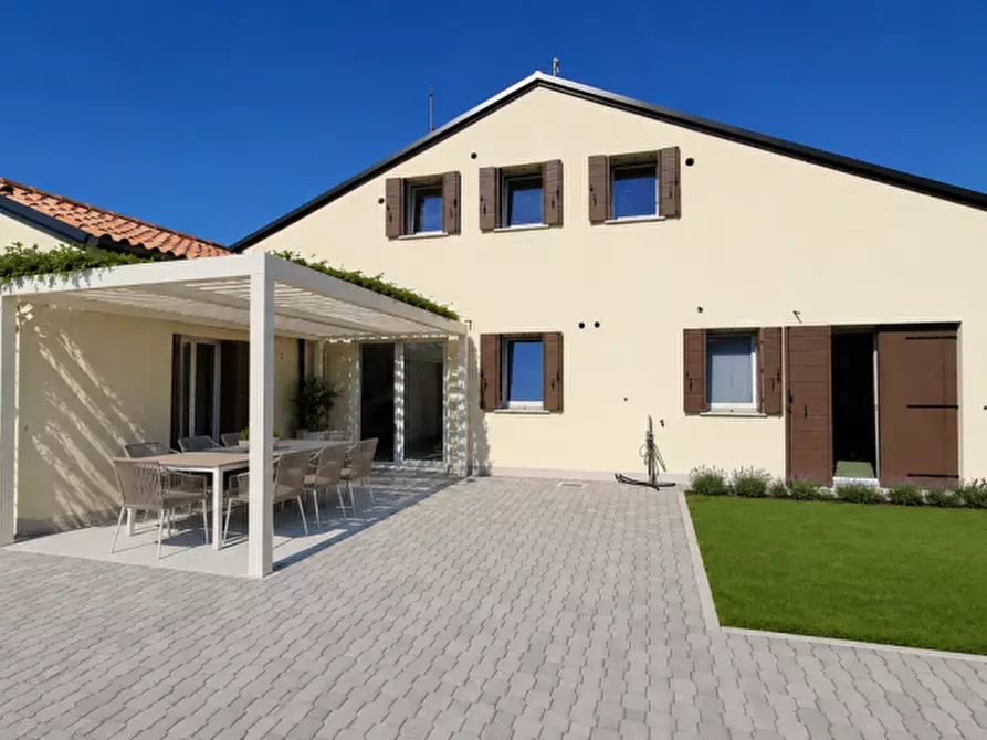 casa indipendente in vendita a Ponte San Nicolò in zona Roncaglia