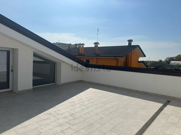appartamento in vendita a Ponte San Nicolò in zona Roncaglia