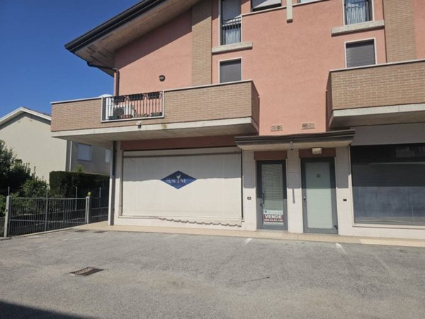 negozio in vendita a Ponte San Nicolò