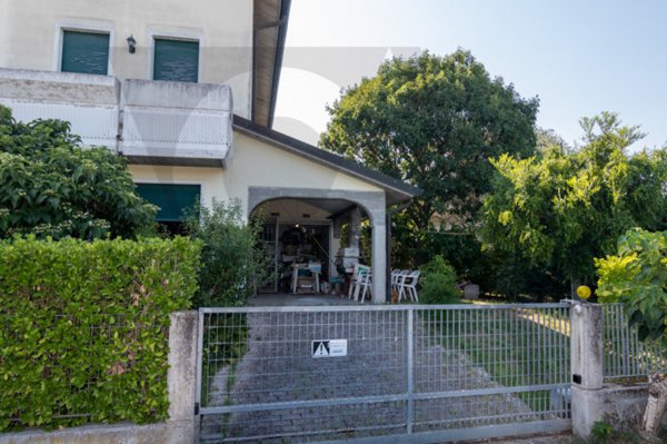 casa indipendente in vendita a Ponte San Nicolò in zona Rio