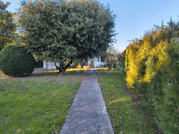 casa indipendente in vendita a Ponte San Nicolò