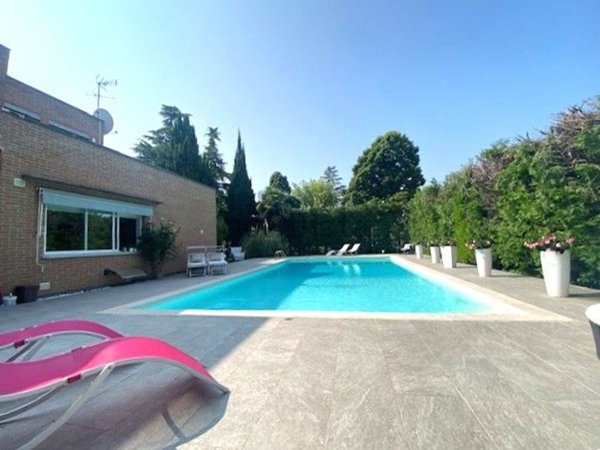 casa indipendente in vendita a Ponte San Nicolò in zona Roncaglia