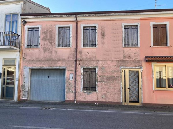 casa indipendente in vendita a Pozzonovo