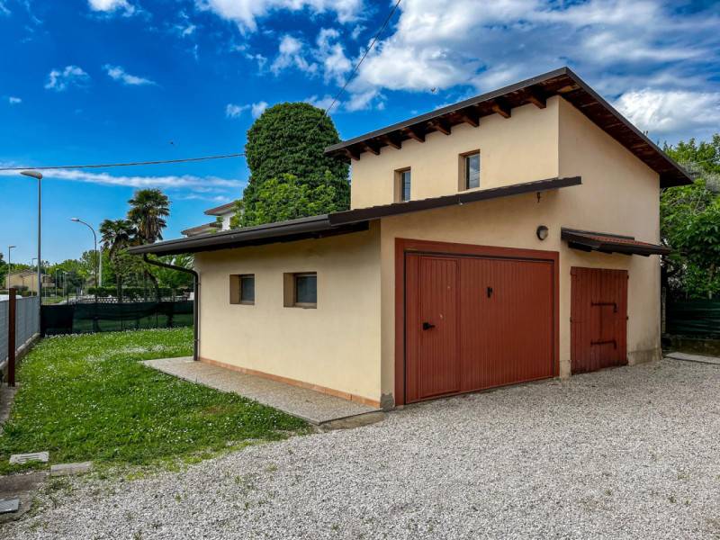 casa indipendente in vendita a Pozzonovo