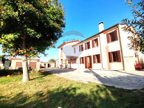 casa indipendente in vendita a Pozzonovo