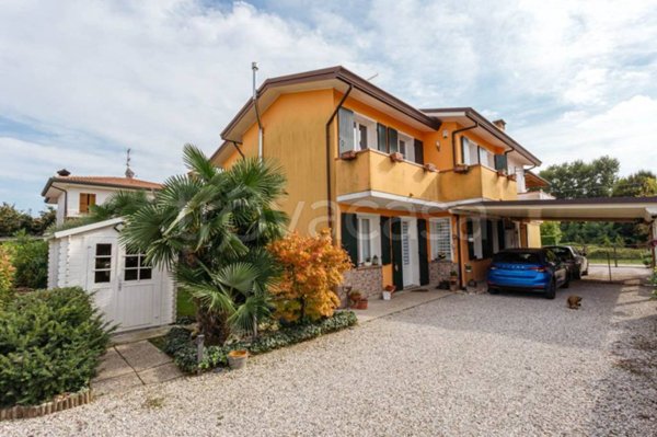 casa indipendente in vendita a Pozzonovo