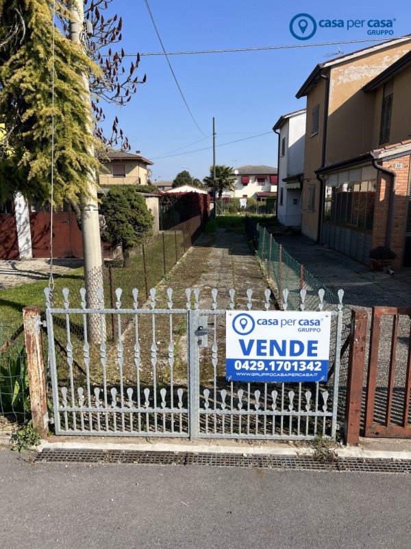 casa indipendente in vendita a Pozzonovo in zona Stroppare