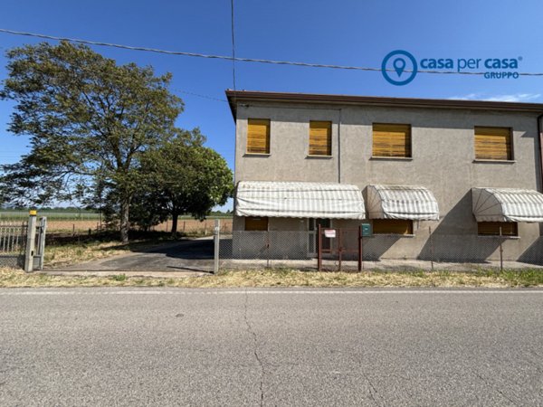 casa indipendente in vendita a Pozzonovo
