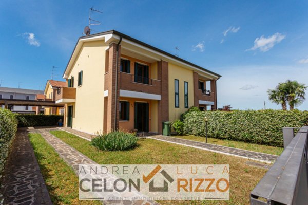 casa indipendente in vendita a Pozzonovo