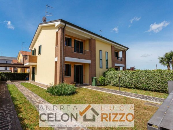 casa indipendente in vendita a Pozzonovo