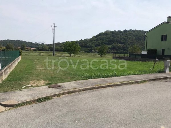 terreno edificabile in vendita a Rovolon in zona Bastia