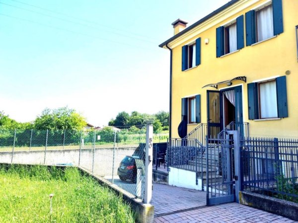 casa indipendente in vendita a Rovolon in zona Carbonara