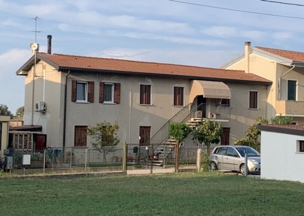 casa semindipendente in vendita a Rovolon in zona Bastia
