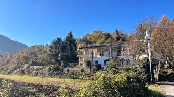 negozio in vendita a Rovolon