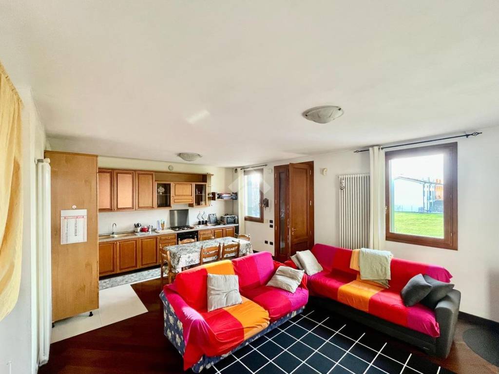 casa indipendente in vendita a Rovolon in zona Carbonara