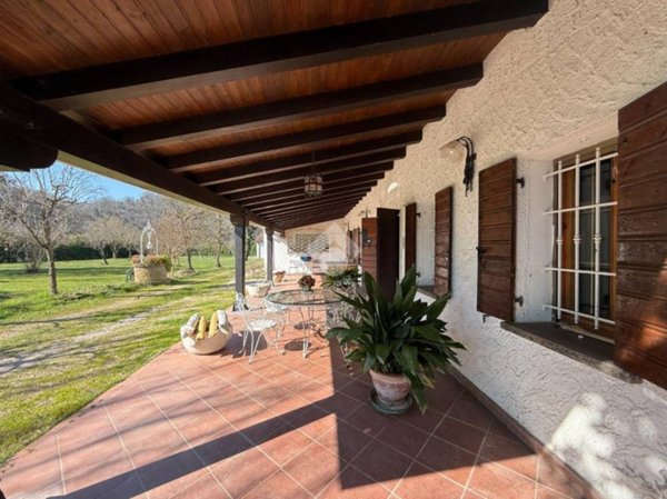 casa indipendente in vendita a Rovolon in zona Bastia