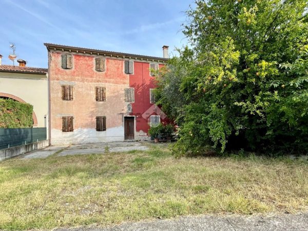 pentavano in vendita a Rovolon in zona Carbonara