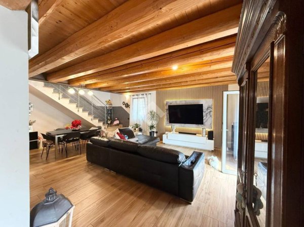 casa indipendente in vendita a Rovolon