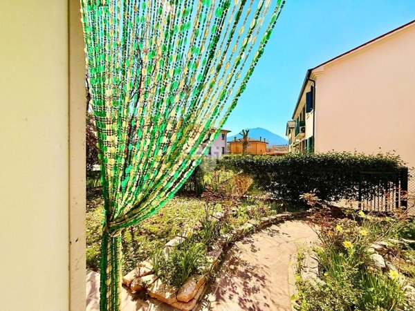 appartamento in vendita a Rovolon in zona Bastia