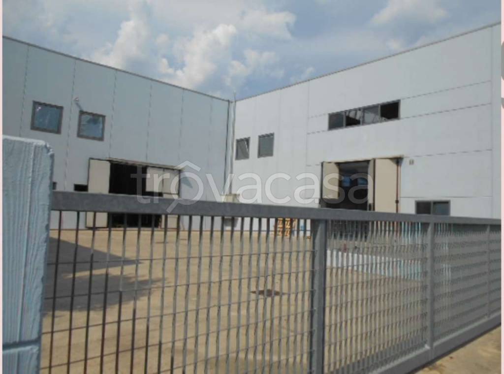 locale commerciale in vendita a Rovolon in zona Bastia