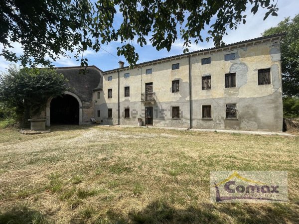 casale in vendita a Rovolon in zona Bastia
