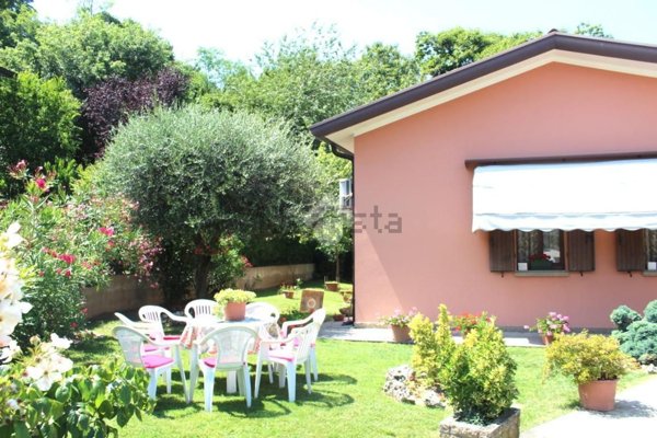 casa indipendente in vendita a Rovolon