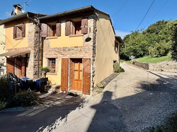 casa indipendente in vendita a Rovolon in zona Carbonara