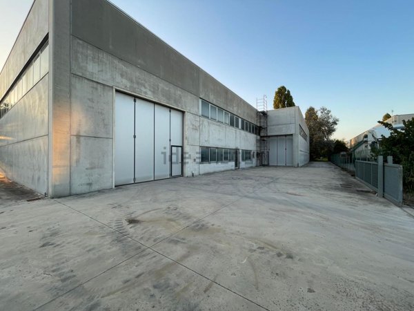 capannone in vendita a Rovolon