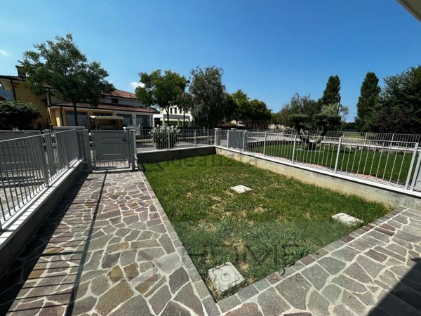 casa indipendente in vendita a Rovolon in zona Bastia