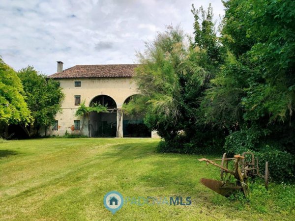 casa indipendente in vendita a Rovolon in zona Bastia