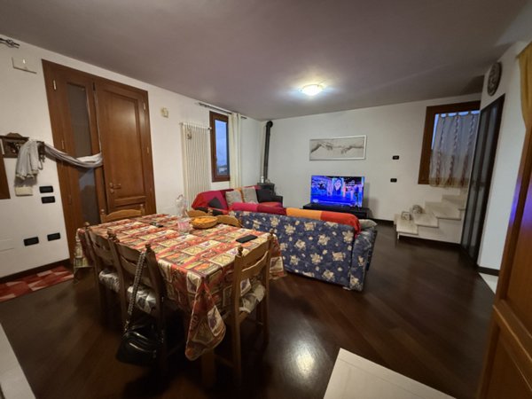 casa indipendente in vendita a Rovolon in zona Carbonara