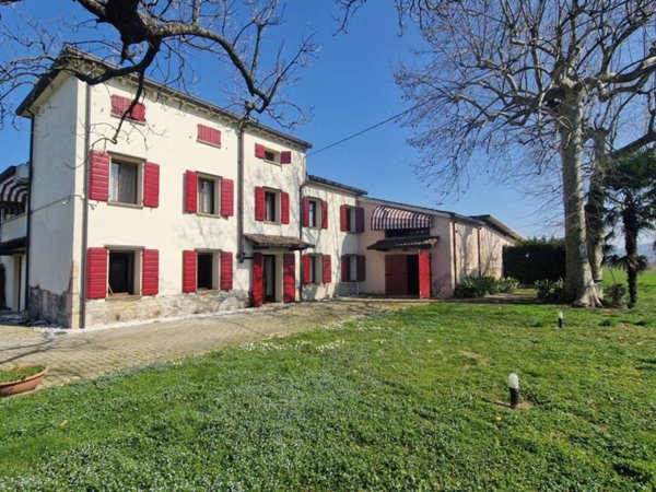 casa indipendente in vendita a Rovolon in zona Bastia