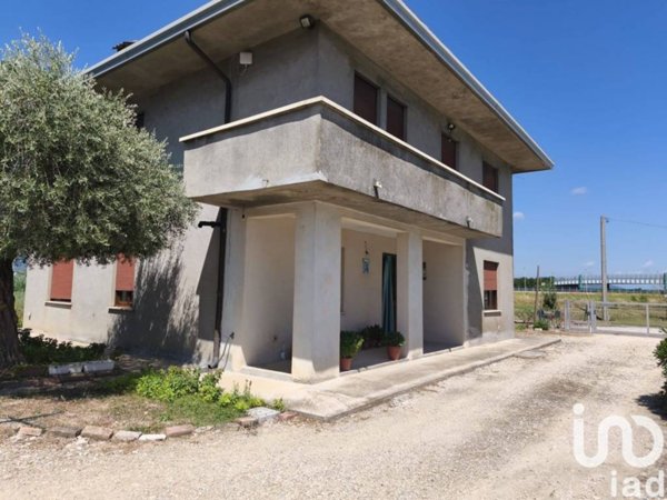 casa indipendente in vendita a Rovolon
