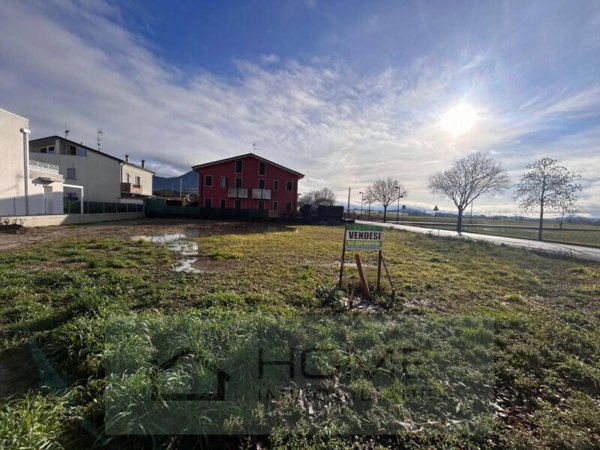 terreno edificabile in vendita a Rovolon in zona Bastia