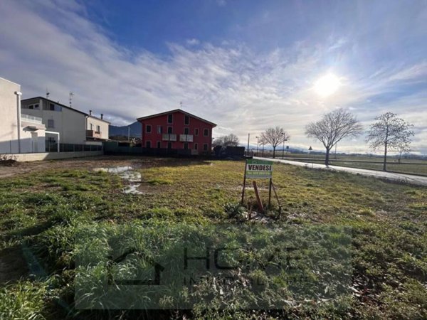 terreno edificabile in vendita a Rovolon in zona Bastia