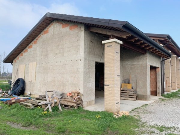 casa indipendente in vendita a Rovolon in zona Bastia
