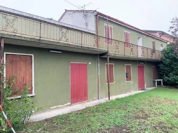 casa indipendente in vendita a Rovolon in zona Bastia