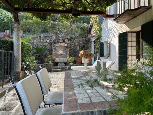 casa indipendente in vendita a Rovolon