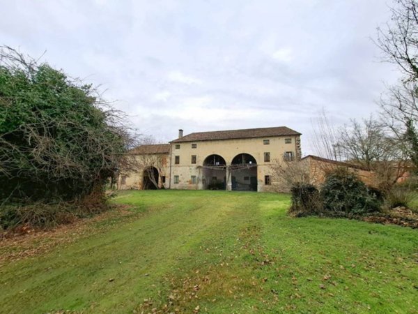 casa indipendente in vendita a Rovolon in zona Bastia
