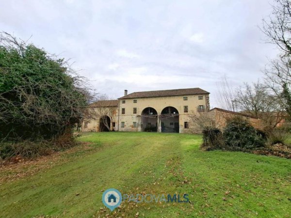 casa indipendente in vendita a Rovolon in zona Bastia