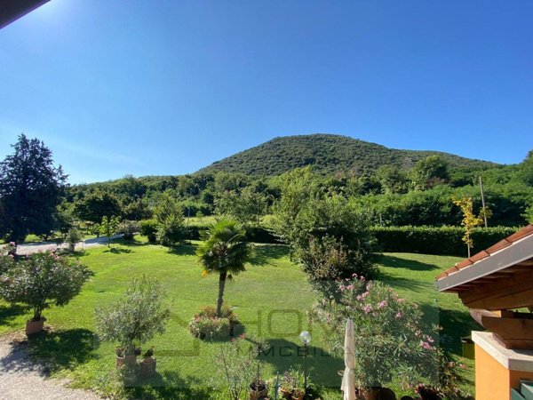 casale in vendita a Rovolon