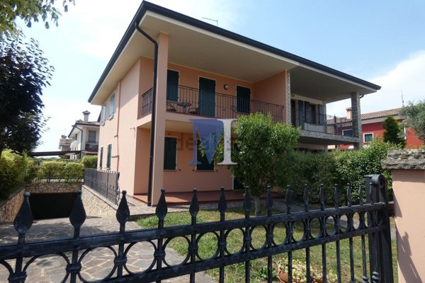 casa indipendente in vendita a Rovolon in zona Bastia