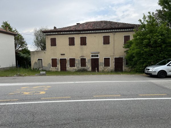 casa indipendente in vendita a Rovolon in zona Bastia