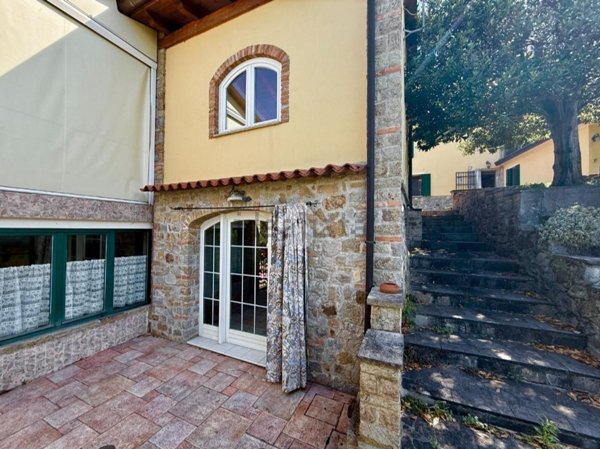 casa indipendente in vendita a Rovolon