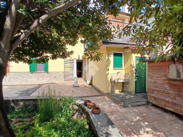 casa indipendente in vendita a Rovolon in zona Bastia
