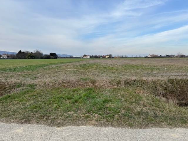 terreno in vendita a Rovolon in zona Bastia