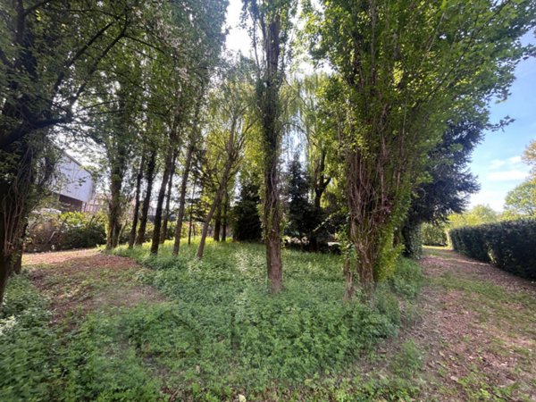 terreno edificabile in vendita a Rovolon in zona Bastia