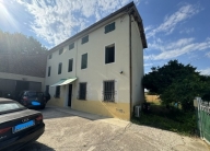 casale in vendita a Rovolon